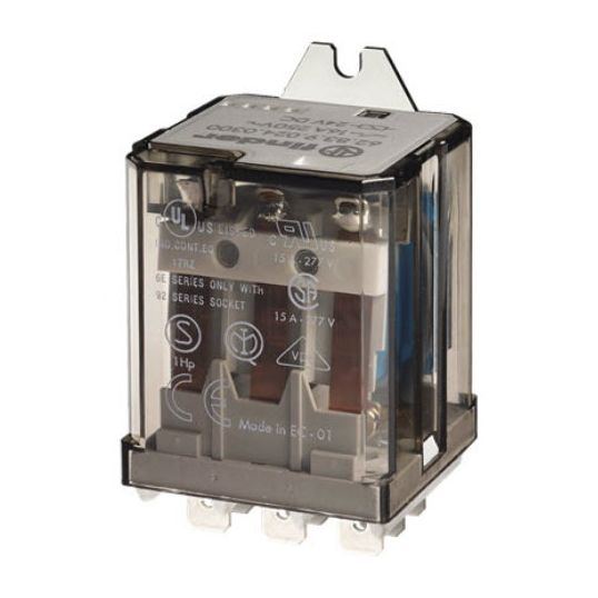 Finder_Series_62_2P_Flange.jpg