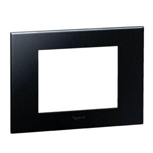 Legrand_575432.jpg